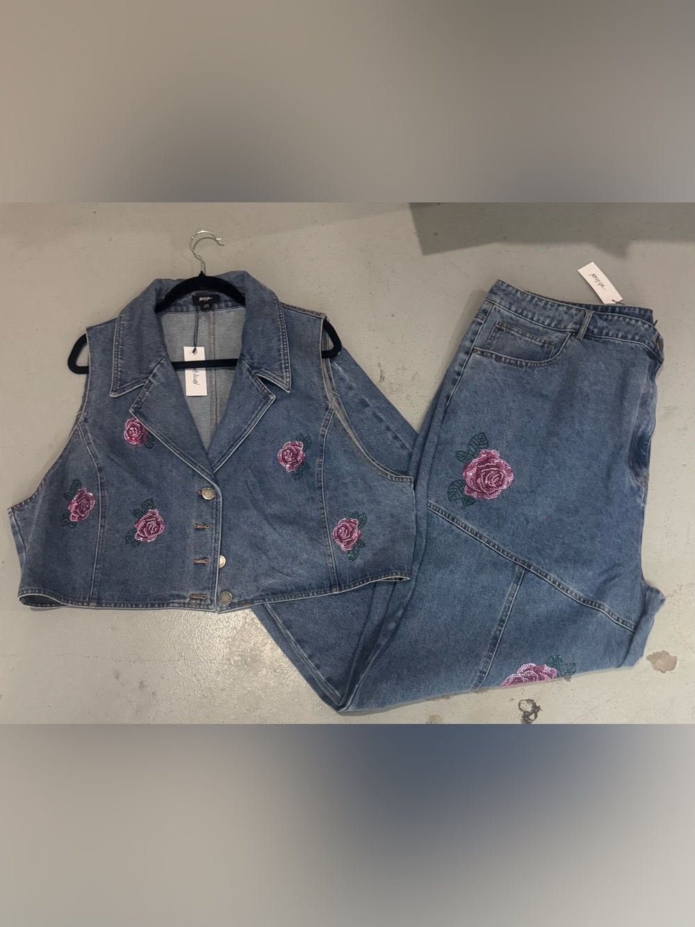 NWT Nasty Gal Blue Denim Set with Pink Rose Embroidery rhinestone plussize 22